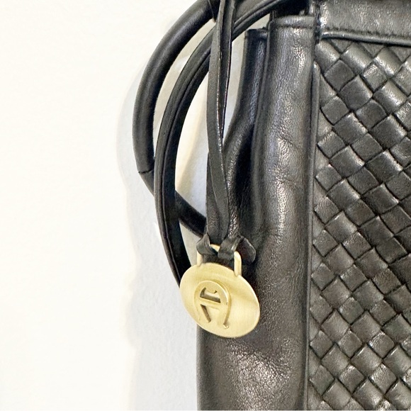 Etienne Aigner Vintage Black Woven Leather Shoulder Bag - Picture 4 of 7